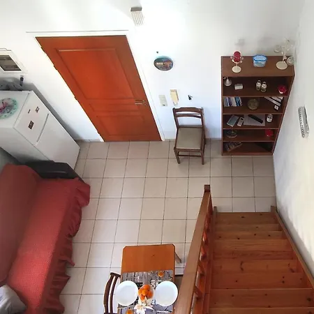 Apartment Feel Like *